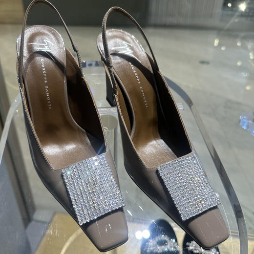 Giuseppe Zanotti 女士签名徽标高跟凉鞋 灰褐色 I450006001 商品图0