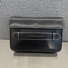 Giuseppe Zanotti 女士字母徽标单肩包 黑色 IB40007001