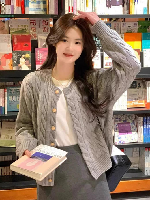 经典格雷灰麻花开衫 商品图2