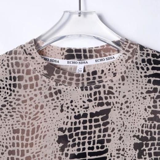 T2263夏季新款时尚个性韩版撞色立体简约圆领短袖T恤小众设计百搭上衣 商品图2