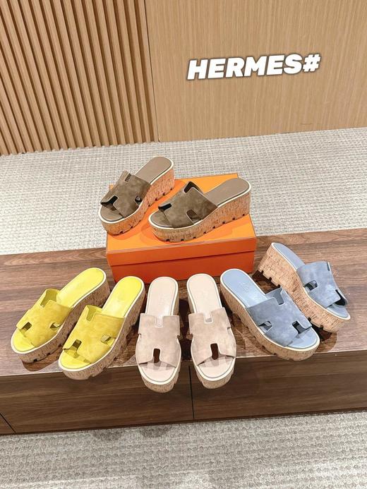 爱马仕2025/ss爱马仕松春夏新款糕厚底拖鞋百搭热销款新色（HC） 商品图0