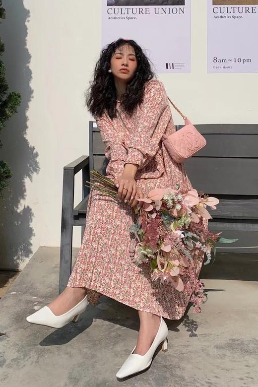 L.Fleuri 粉底碎花压褶连衣裙 11744 商品图3