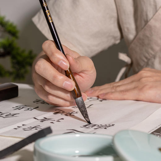 【经典】张小凤文房四宝套装礼盒  专业入门级笔墨纸砚全套工具狼毫笔毛笔书法专用砚台镇纸送礼用 商品图3