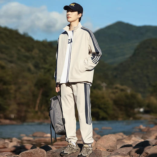 斯辰唯佳山系户外情侣套装（上衣+裤子） | 休闲户外 防水防风防污 轻盈透气 男女同款 商品图7