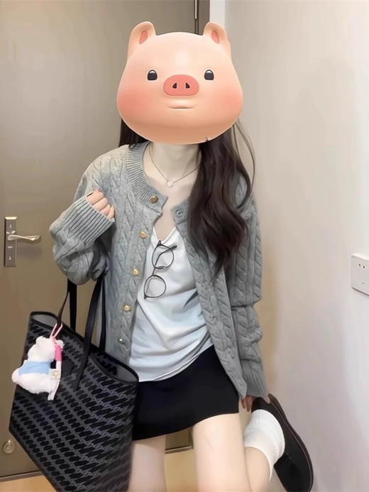 经典格雷灰麻花开衫 商品图1