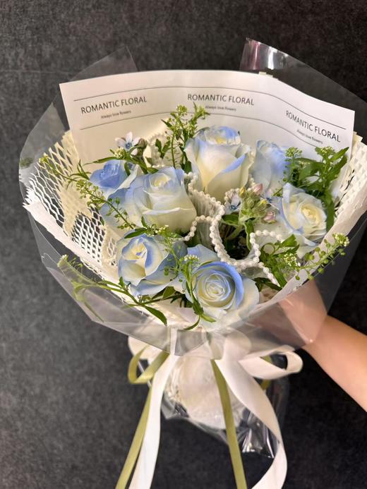碎冰蓝花束 商品图1