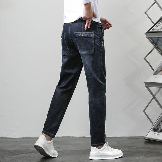 【DYG】大依优型大码男装抽绳牛仔裤男百搭刺绣修身牛仔裤男弹力加肥加大码长裤男 商品图1