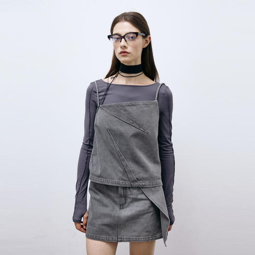 lost in echo2025春夏新款时尚灰色直身牛仔吊带背心A字短裙套装 商品图2