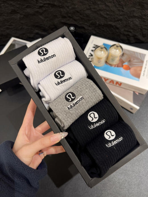 强烈推荐❗️𝐋𝐮𝐥*🍋袜！出色吸汗透气能力 ⚠️两盒以上福利🧧 商品图2