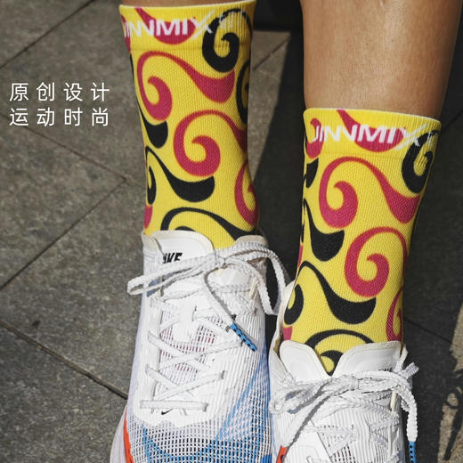 太阳鸟越野级减震压缩透气不移位不磨脚运动跑步袜中筒 商品图5