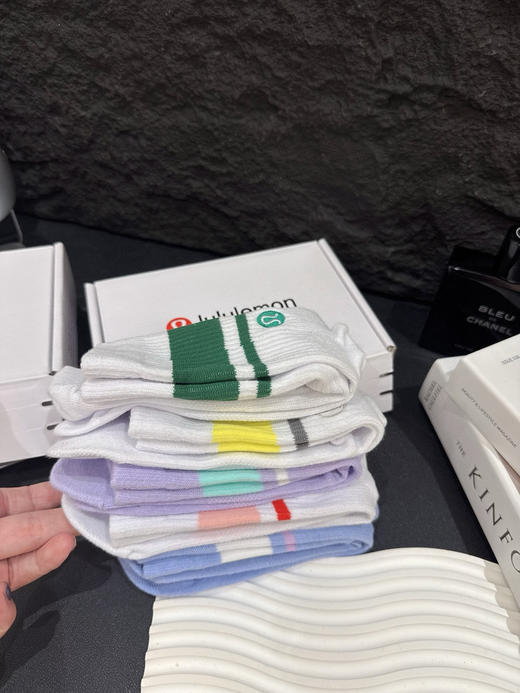 强烈推荐❗️𝐋𝐮𝐥*🍋袜！出色吸汗透气能力 ⚠️两盒以上福利🧧 商品图6