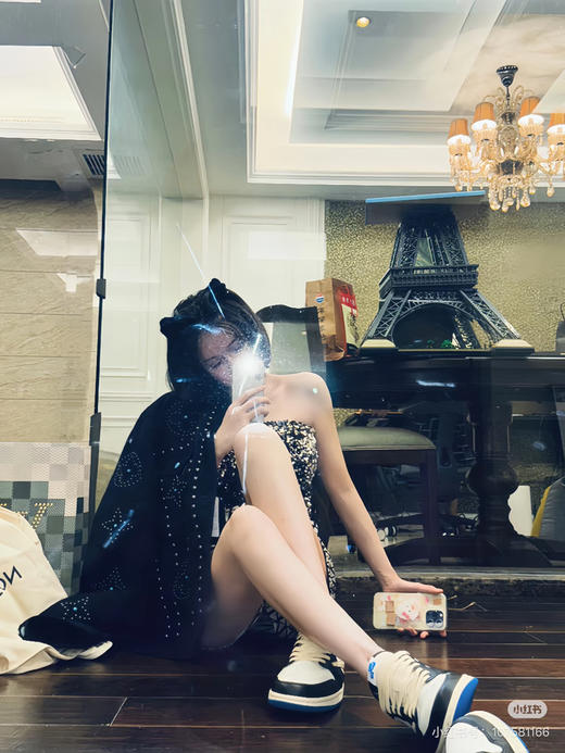 新品 1V 2024新款 绿松石刺绣牛仔夹克 商品图5