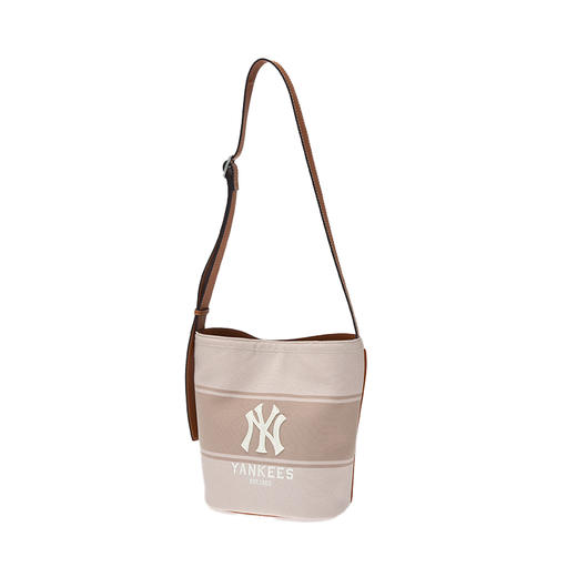 【云粉节】6楼MLB水桶包吊牌价899 商品图0