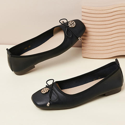 小香风复古蝴蝶结牛皮法式单鞋 商品图1