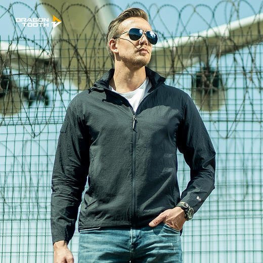 五代B4级龙牙轻量便携风衣 商品图2