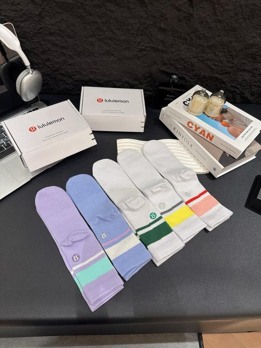 强烈推荐❗️𝐋𝐮𝐥*🍋袜！出色吸汗透气能力 ⚠️两盒以上福利🧧 商品图5