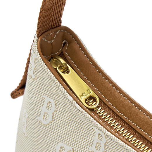 【云粉节】6楼MLB 男女复古 单肩包时尚通勤斜挎包 CRM01吊牌价669 商品图4