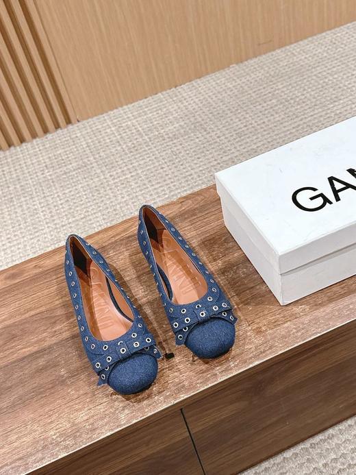 GANNI2025/ss甘尼早春款金属朋克风蝴蝶结芭蕾单鞋（HC） 商品图3