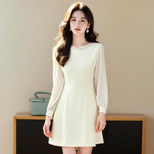 奢姿大码女装2025春季减龄钉珠设计时尚连衣裙胖妹妹通勤拼接裙子9951857142 商品图0