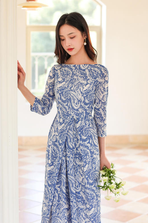 逸红颜明月优选 # 清爽佩利斯连衣裙【问月】极简一字领，搭配腰间珍珠系带，温润细腻 商品图7