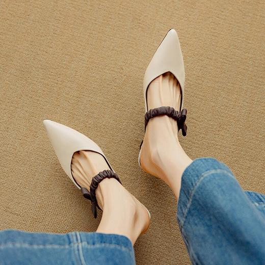 【预售5天】夏季凉拖女外穿一字带拼色包头细跟真皮蝴蝶结女鞋DB&M6139 商品图1