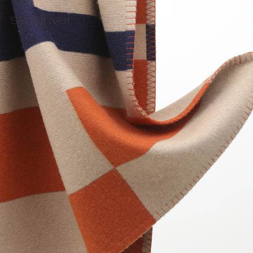 羊绒提花双面裹边披毯SJF96P978A 商品图5