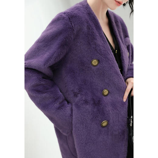 COCOBELLA丰盈毛感环保皮草外套高奢双排扣保暖裸领大衣WL56 商品图1