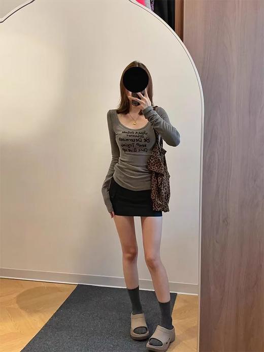 <曾小咸推荐> 辣妹字母U领长袖T 日常99/件 活动价59.99/件！【预售款，预计3-15天发货】 商品图5