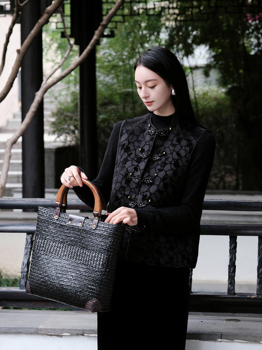 盛唐牡丹| 冰裂梅花纹漳缎对襟马甲 商品图4