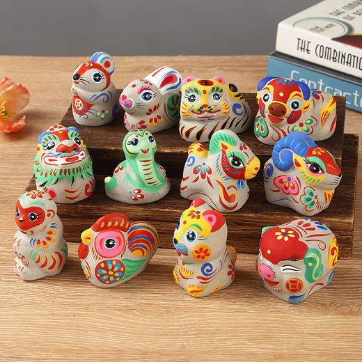 陕西凤翔泥塑泥人彩绘十二生肖摆件纪念品非遗民俗风手工出国礼品 商品图0