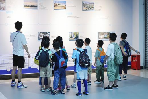 科技迷的盛宴【探秘大国重器·一日研学营】获官方证书➕文明兴蓉服务6 小时
🦾2025 开大飞机，玩机甲大师，开启科技研学探索新体验 商品图4