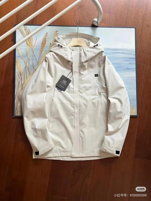 【特价秒杀】不退不换！户外三合一冲锋衣外套24SS新品 防风水透气轻量冲锋衣 男女同款 商品图3