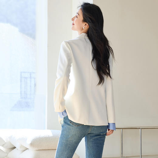 VICTORIA&VERA女装春季“如沐春风”成熟气质款显瘦百搭纯色西装外套 商品图8