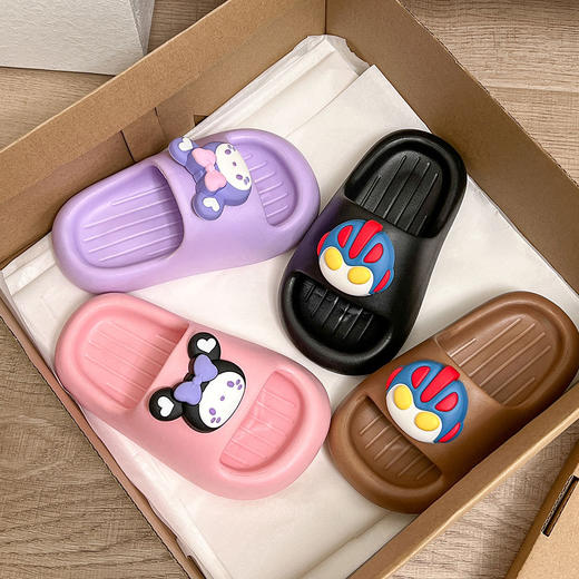 【可爱卡通图案，萌力无限】儿童拖鞋 男童女童软底 室内踩屎感凉拖 宝宝防滑洗澡浴室凉拖鞋夏季-QQ 商品图0