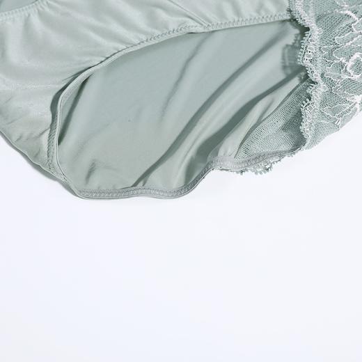 【3F】安莉芳薄款冰丝内裤棉底档女士蕾丝中腰三角裤E300166 商品图3