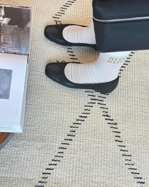 219-1圆正货亏清捡漏 FS小牛皮蝴蝶结 方头 芭蕾平底鞋 巨好穿 我穿6.5 商品图11