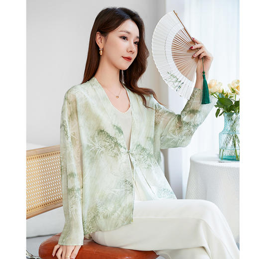 QS-12599600新款春夏印花桑蚕丝V领开衫衬衣女真丝衬衫外套12599600 商品图2