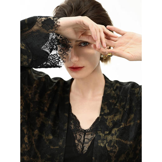 COCOBELLA新中式重工蕾丝烫金通勤外套女25秋国风开衫上衣SC3099 商品图0