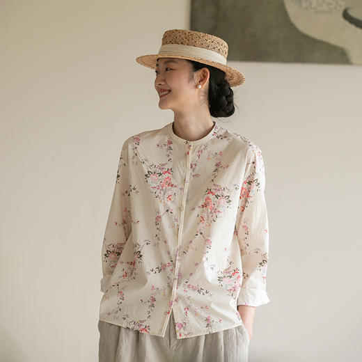 牧衣游原创 小野花手绘印染新疆棉衬衫春季新品圆领文艺上衣 岛风 商品图0
