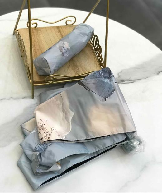 优品堂『浅夏花开』五折超轻同色骨架黑胶太阳☀伞 商品图3