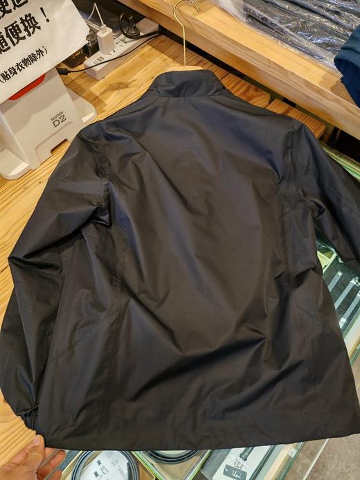 现货 专柜还没上...JEEP内里加棉的立领夹克.. 全防水涂层面料.. 商品图6