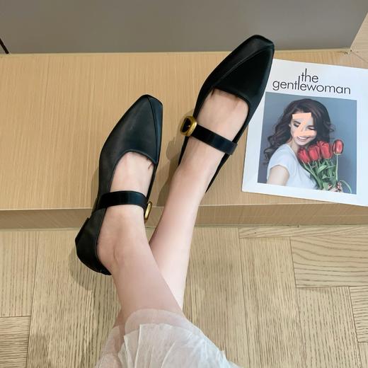 2025新款复古优雅方头玛丽珍鞋粗跟一字带浅口单鞋女2025春夏！ 商品图2