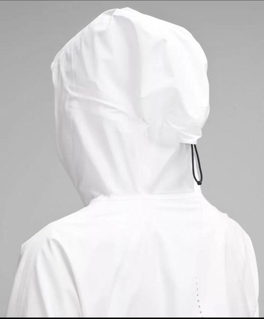 【2月18日 上午12:30 秒杀】一年四季可穿的 Lu家 三色 立体 短款压胶冲锋衣 透气网布拼接设计 商品图6