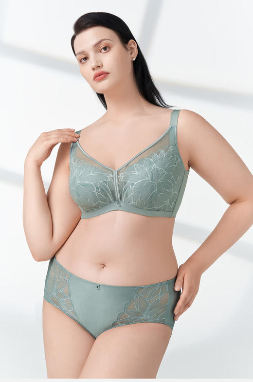【3F】Comfit【轻氧杯】薄款大码大杯蕾丝上托文胸CB00170 商品图0