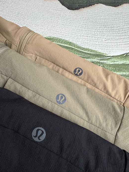 点此购买 露露春秋季男士休闲立领外套 LL 309585 商品图6