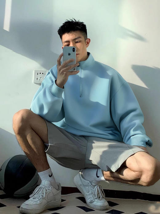 【💕斯辰唯佳 半高领拉链情侣卫衣A72-8902】💥 五色可选，S-3XL🍷，最大可穿到190斤！ ✅客供最新弹力纤维厚实面料，💯拿在手里有分量还不变形，亲肤舒适，透气性好！ 商品图4