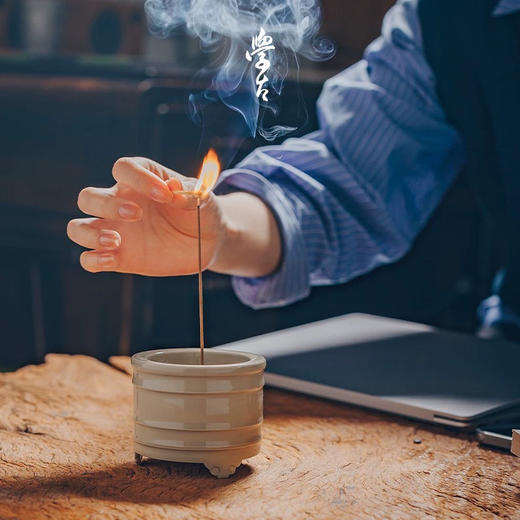 学古|弦纹香炉 景德镇陶瓷米黄釉工夫茶道香道专用空熏杯 商品图1