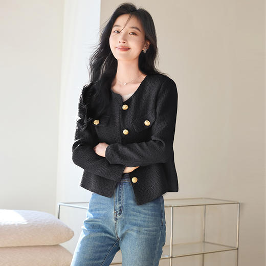 VICTORIA&VERA女装春季“法香告白”小香风高级感减龄金扣圆领短款外套 商品图3