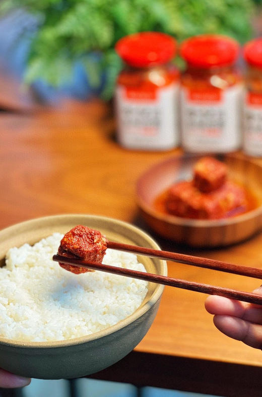 上新特价9块9！3罐包邮！【茶油豆腐乳】四代传承非遗豆腐乳✔野山茶油✔农家黄豆✔秘制辣椒粉✔山泉水 口感醇香 东方奶酪 拌饭/火锅调料必备 商品图4