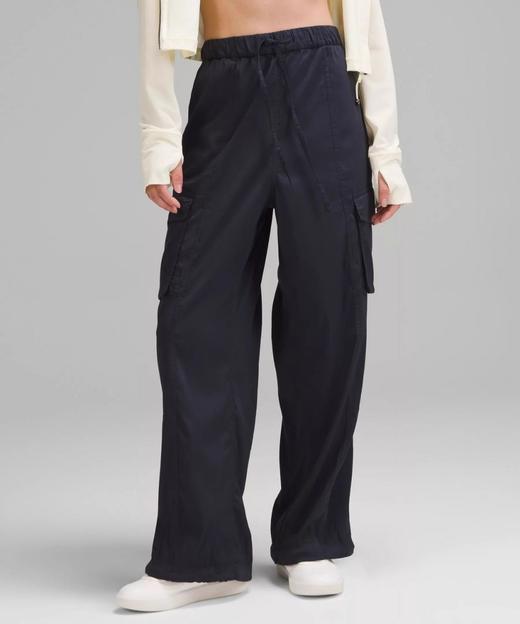 点此购买 lulu露露春秋季女士轻盈版中腰工装长裤 zc 309642 商品图2